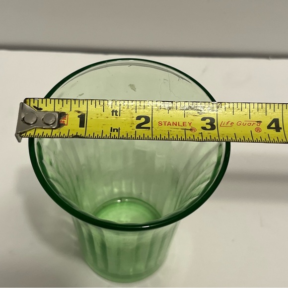 Green UV Glass - Flat Tumbler Glass - Picture 4 of 6
